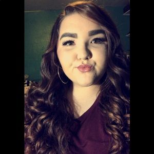 Meet your Posher, Jasmine